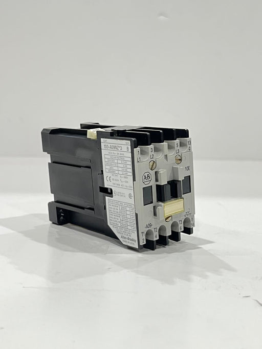 Allen-Bradley Contactor 100-A09NZ013